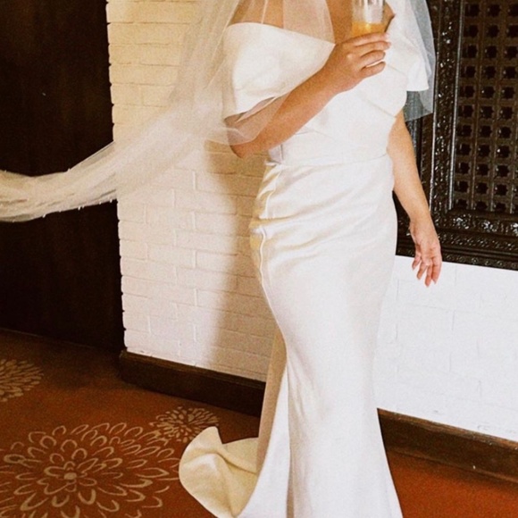 Classic and timeless Eva and Lendel Jess dress size 8-10 minimal alterations - Picture 3 of 8